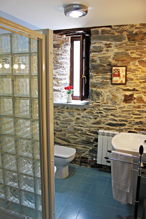 Apartamentos El Llago Boal Luaran gambar